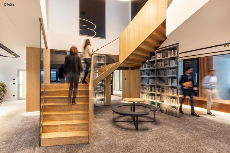 TITELFOTO-TREPPEN
